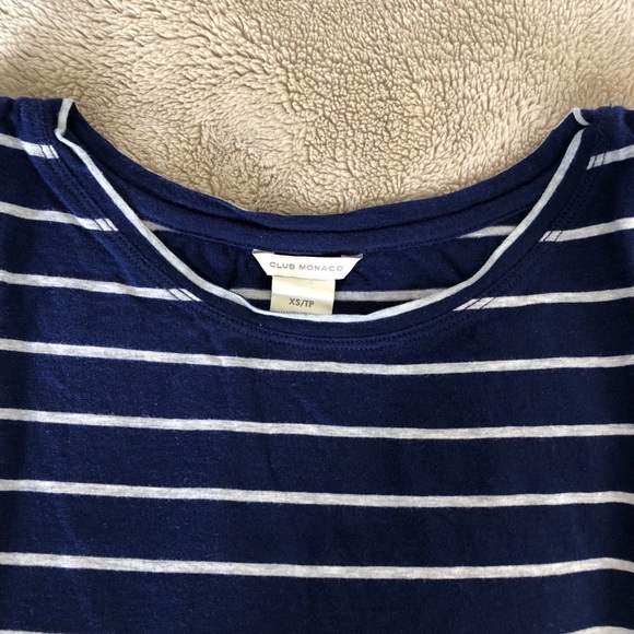 SOLD! Club Monaco top - Picture 3 of 4